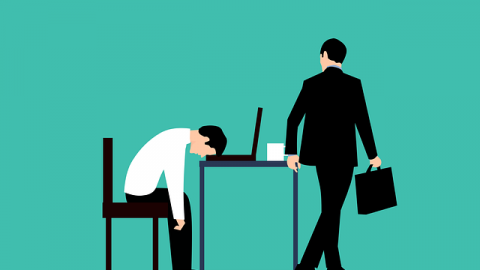 Comment réussir à garder ses salariés en grande distribution ?